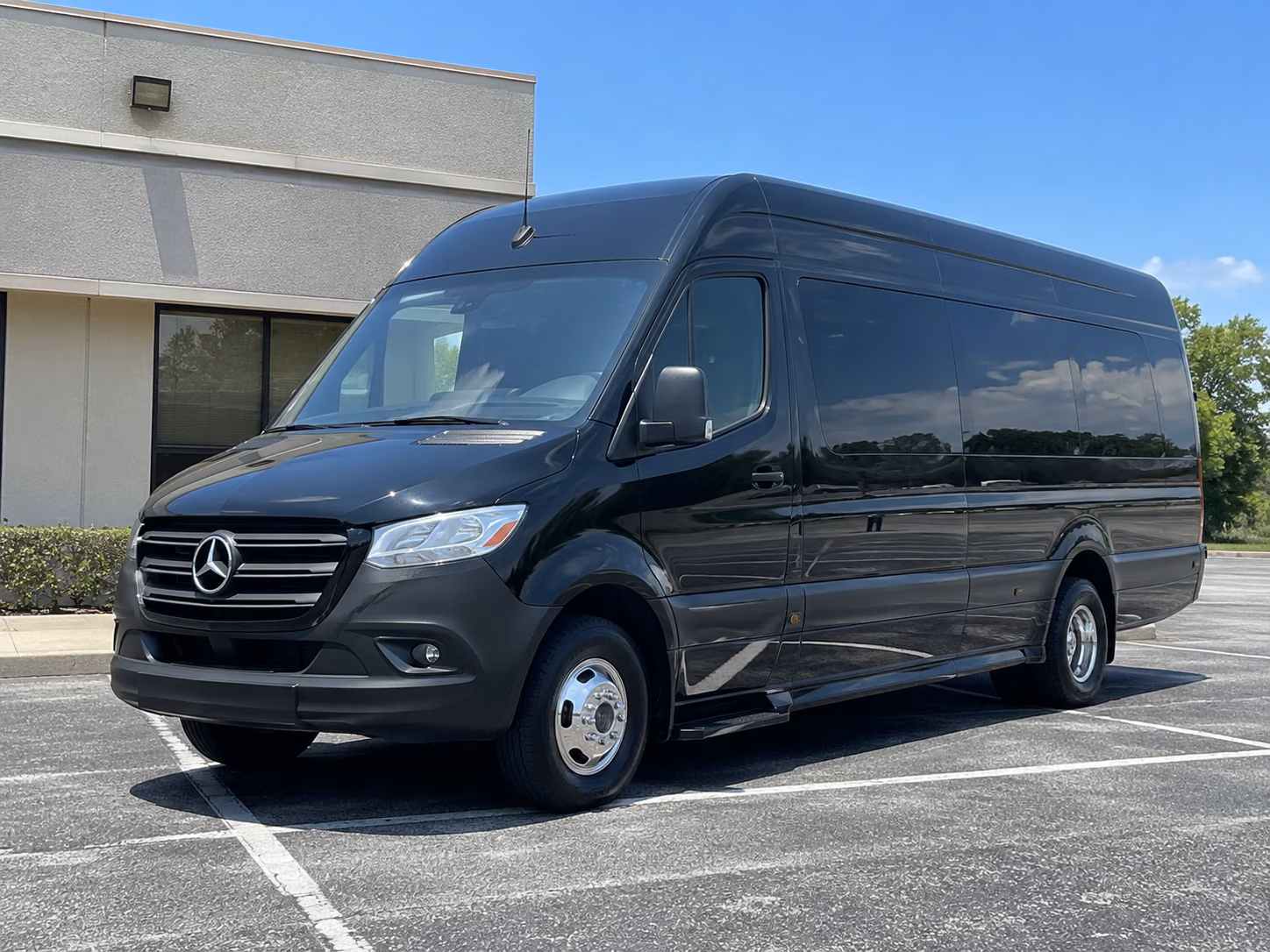 18 passenger sprinter van