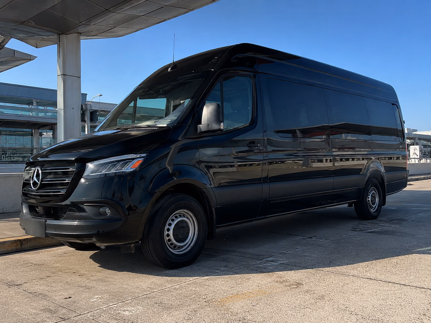 find the perfect transportation for your next corporate event 4