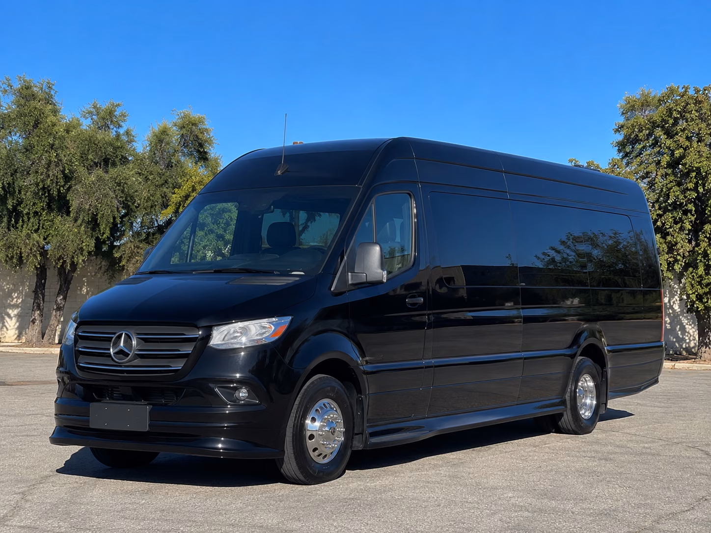 find the perfect transportation for your next wedding 1