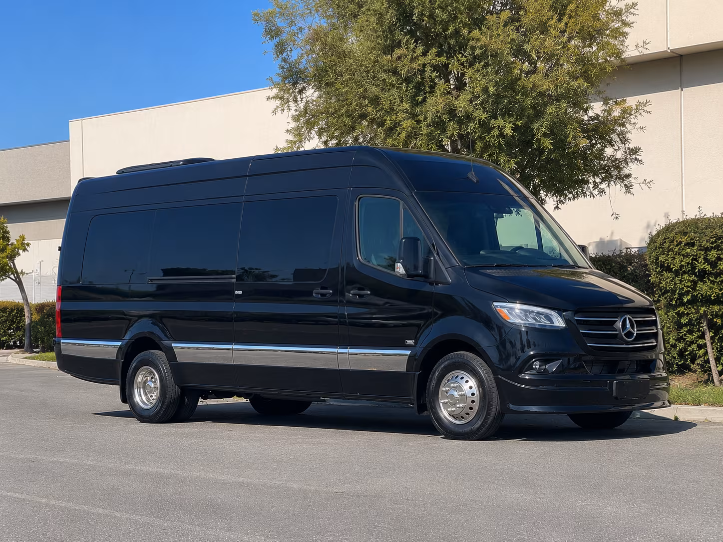 find the perfect transportation for your next wine tour 5