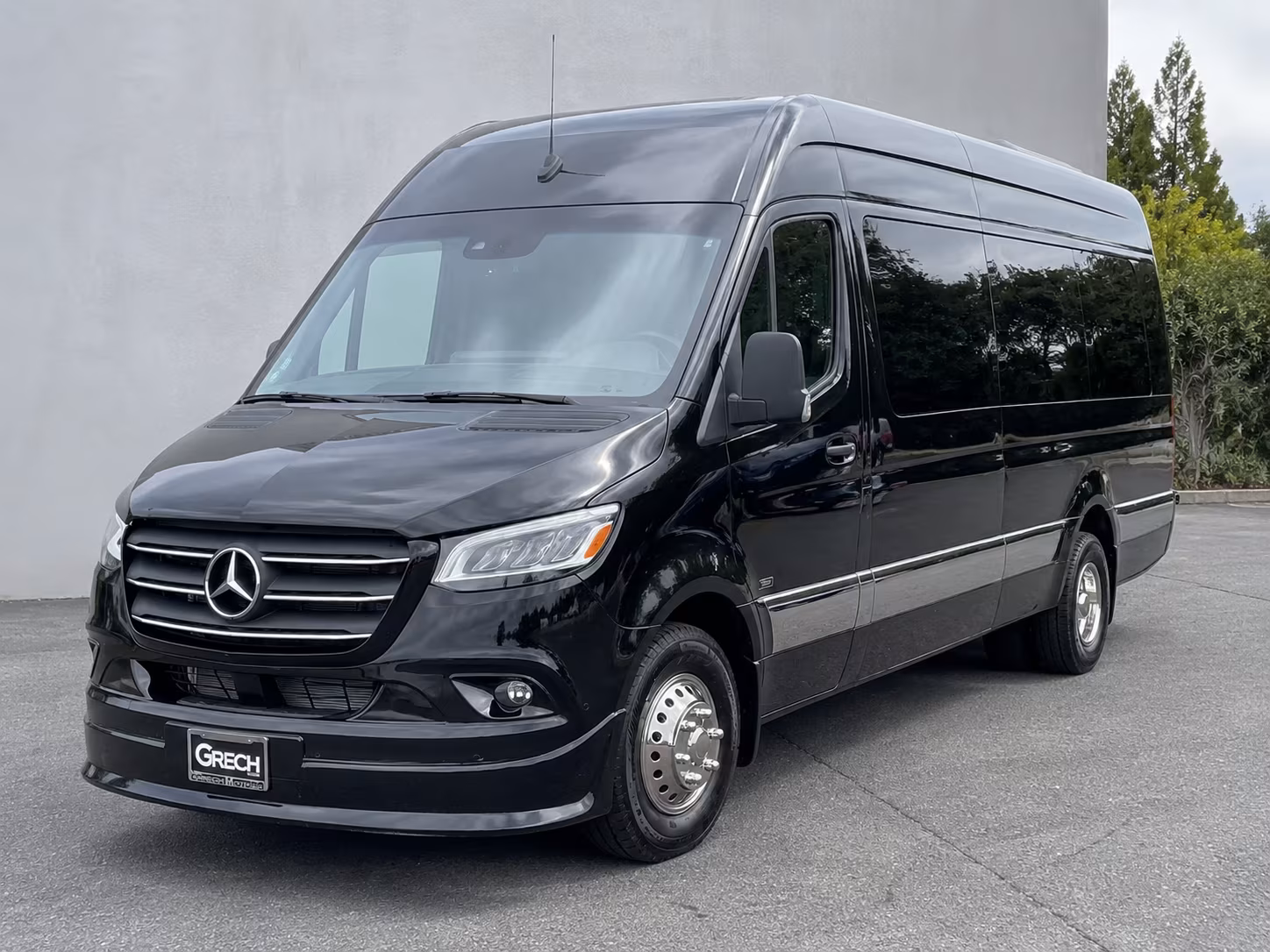 gresham 15 passenger sprinter van